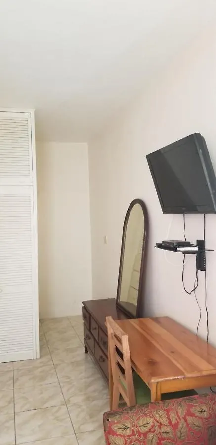 Wizzy Apartment Montego Bay Jamaica